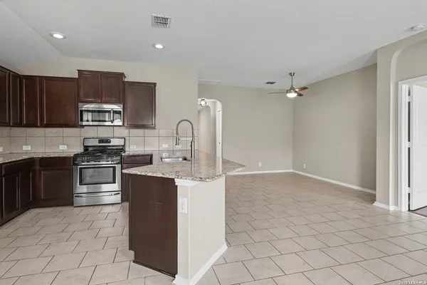 $1,650 | 139 Kildeer Creek, San Antonio, TX 78253