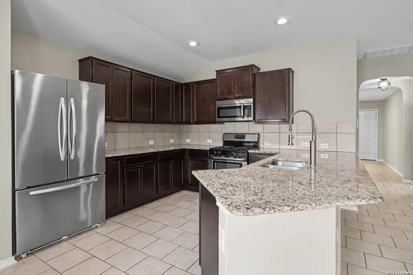 $1,650 | 139 Kildeer Creek, San Antonio, TX 78253