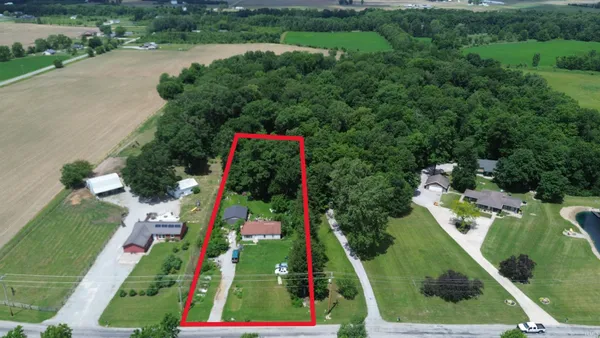 $185,000 | 5261 County Road 56, St. Joe, IN 46785