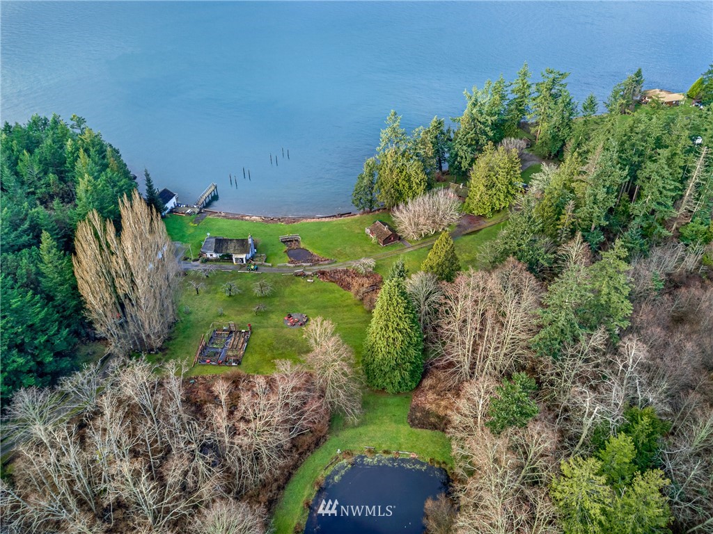 416 Lonesome Cove Road Friday Harbor, WA 98250 - Photo 30 of 40 a view of a garden with plants