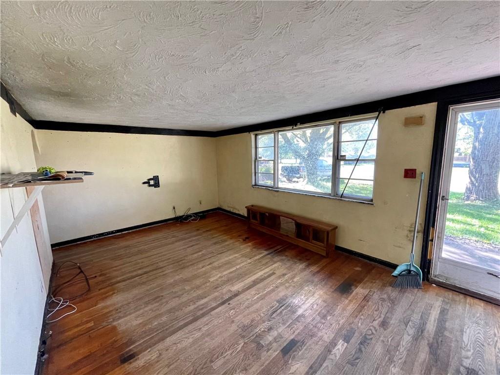 4310 Main Street Anderson, IN 46013 - Photo 3 of 15 Gallery Image 3