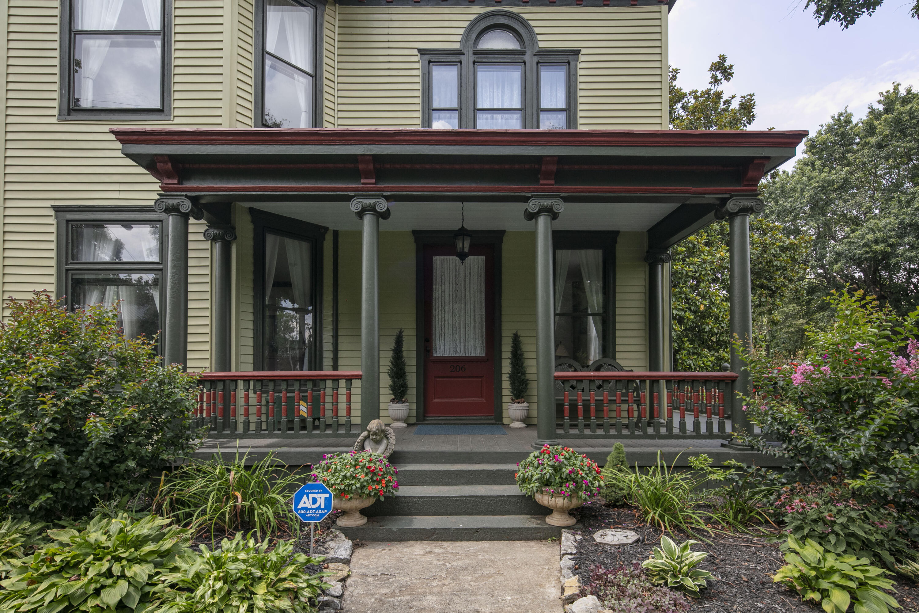 206 College Road Paris, KY 40361 - Photo 3 of 42 untitled(38of39)