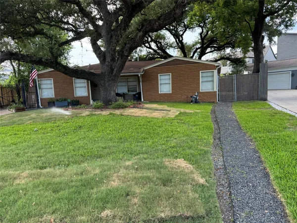 $2,850 | 6944 Burgess Street, Houston, TX 77021