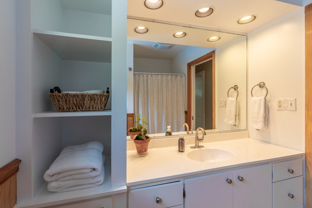 38 Roscoe Road Elizabethtown, NY 12932 - Photo 27 of 47 Gallery Image 27