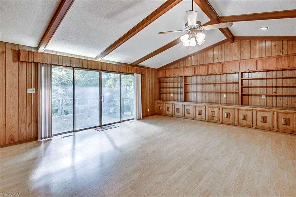1896 Spero Road Asheboro, NC 27205 - Photo 2 of 29 Great room w/built-in shelving