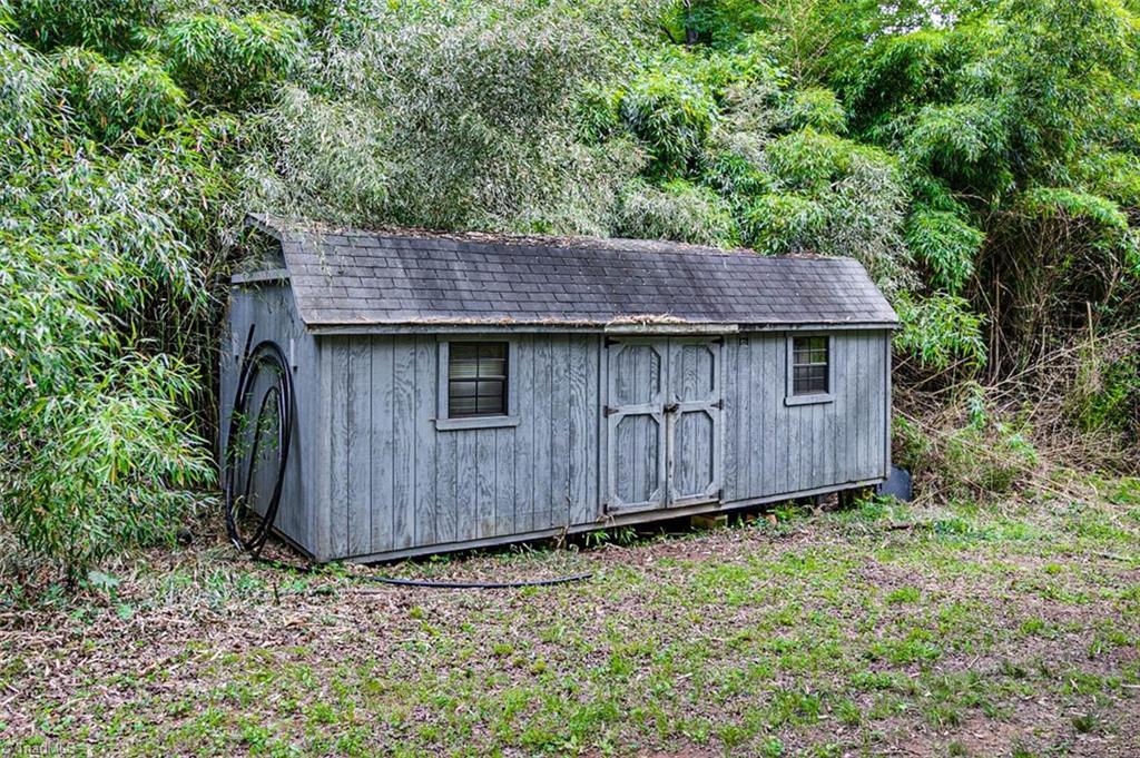 1896 Spero Road Asheboro, NC 27205 - Photo 26 of 29 Storage building