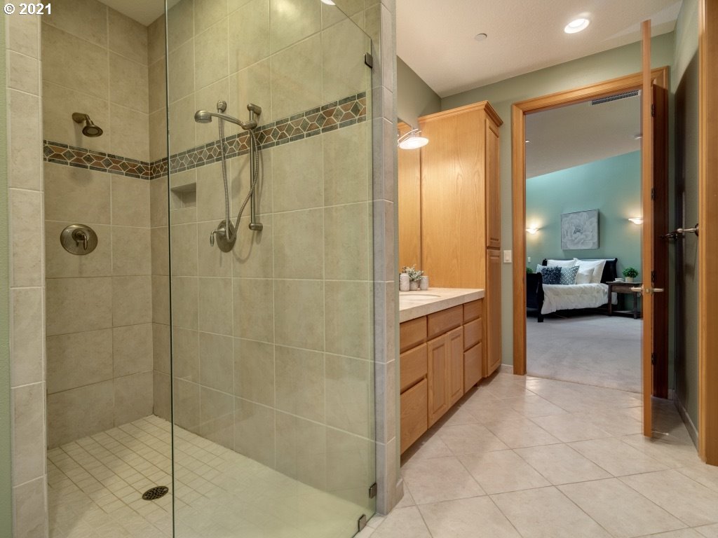 17325 Southwest Parrett Mountain Road Sherwood, OR 97140 - Photo 21 of 32