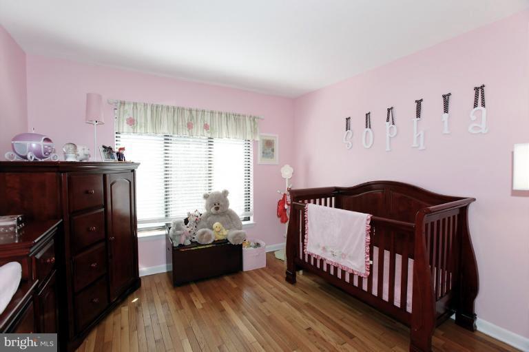 2042 Golf Course Drive Reston, VA 20191 - Photo 23 of 29 Bedroom