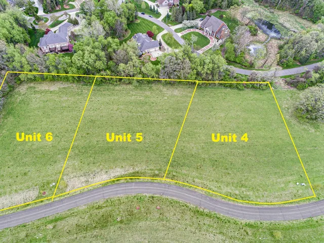 $65,900 | 4800 Nantucket Drive, Unit 4, Jackson, MI 49201