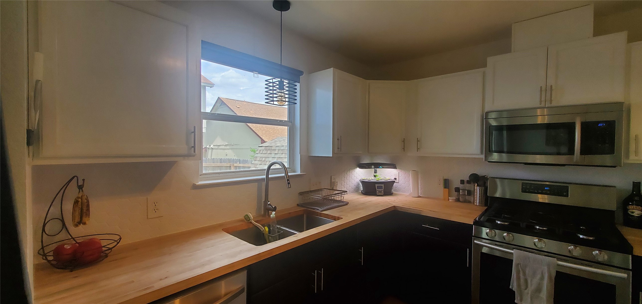 5216 Coppermead Lane Austin, TX 78754 - Photo 6 of 22