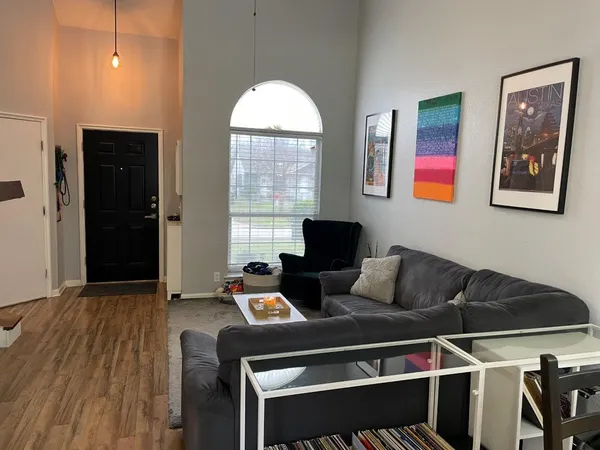 $2,100 | 5216 Coppermead Lane, Austin, TX 78754