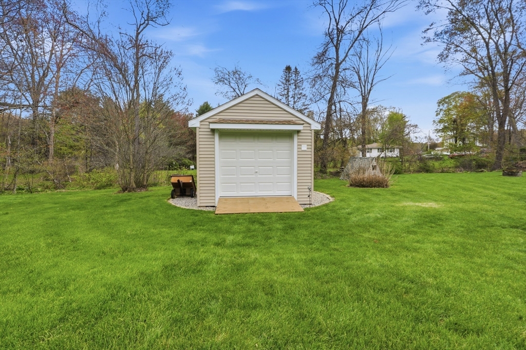 14 Gay Road Brookfield, MA 01506 - Photo 9 of 40