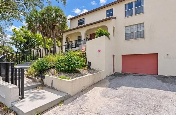$218,000 | 7517 34th Avenue West, Unit 6, Bradenton, FL 34209