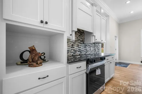 $865,000 | 133 Greens Road, Granite Falls, NC 28630