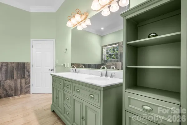 $865,000 | 133 Greens Road, Granite Falls, NC 28630
