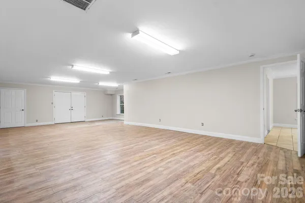 $865,000 | 133 Greens Road, Granite Falls, NC 28630