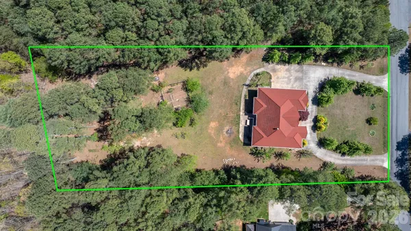 $865,000 | 133 Greens Road, Granite Falls, NC 28630