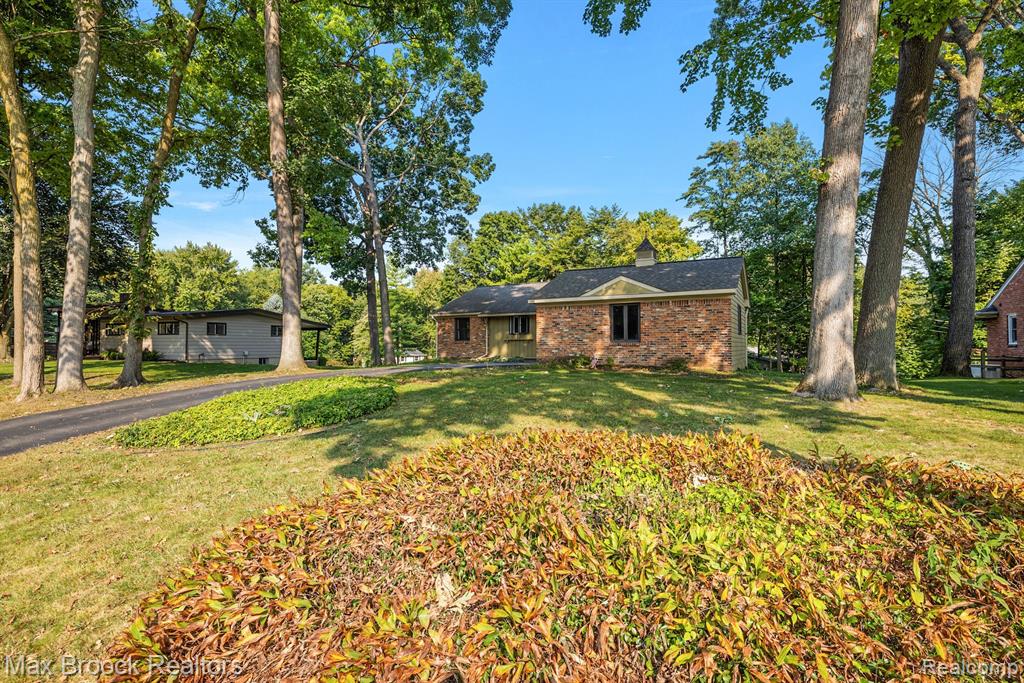 1496 Rochingham Drive Rochester Hills, MI 48309 - Photo 20 of 26 Gallery Image 20