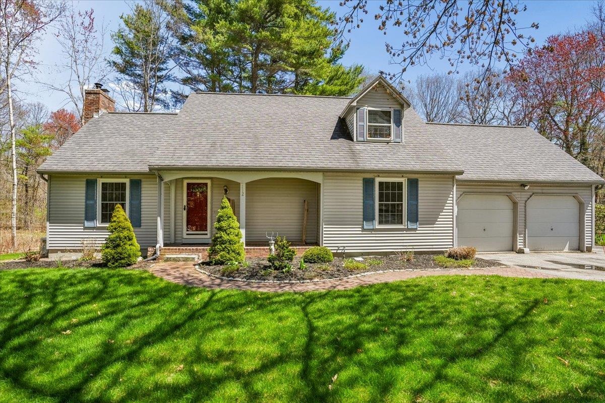 112 Hardy Road Londonderry, NH 03053 - Photo 11 of 59