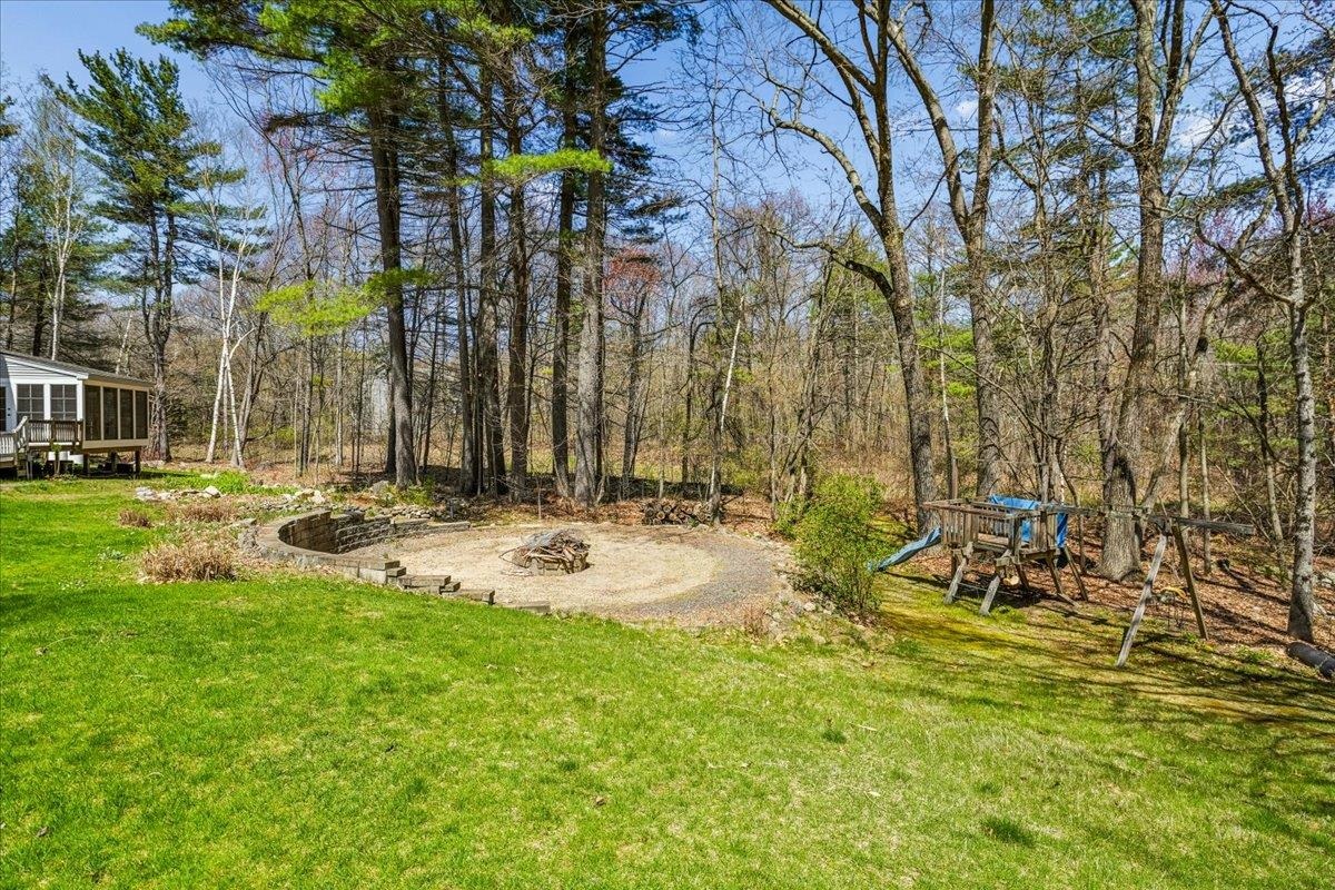 112 Hardy Road Londonderry, NH 03053 - Photo 18 of 59