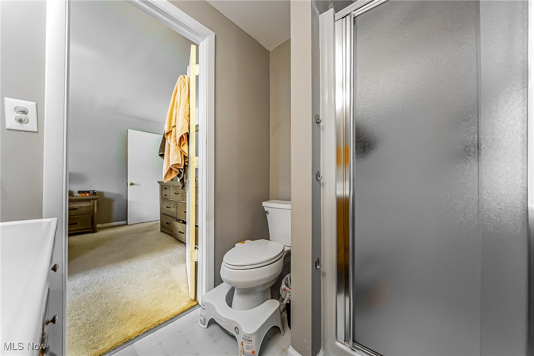 23877 Duffield Road Shaker Heights, OH 44122 - Photo 20 of 36 Full Bathroom