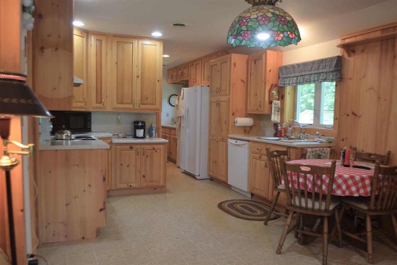 255 West Rolfe Pond Drive Hopkinton, NH 03229 - Photo 15 of 30 Gallery Image 15