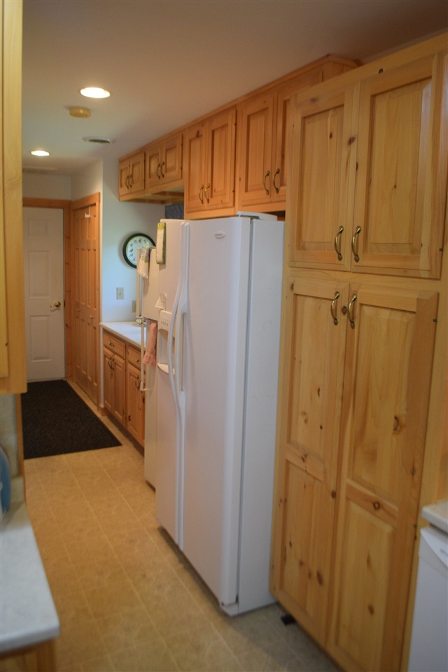 255 West Rolfe Pond Drive Hopkinton, NH 03229 - Photo 21 of 30 Gallery Image 21