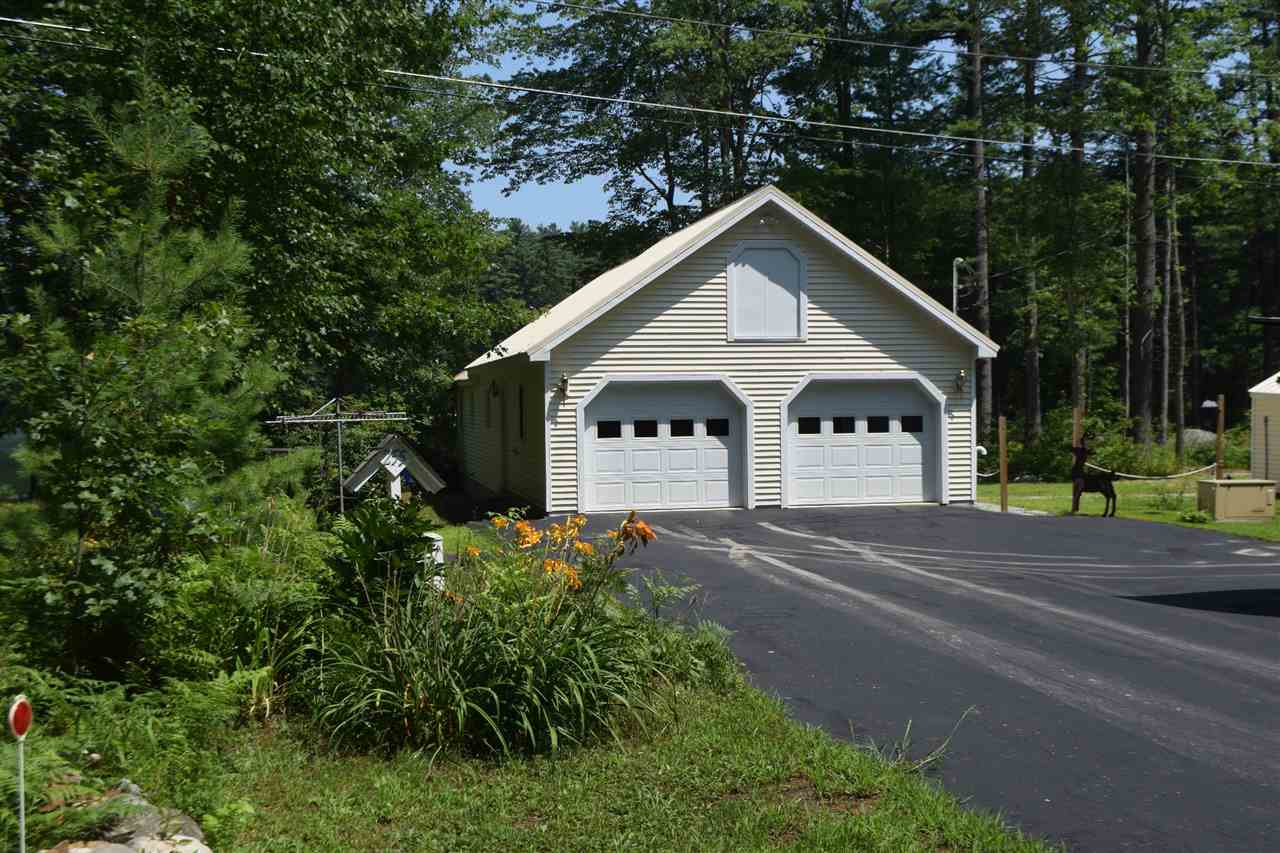 255 West Rolfe Pond Drive Hopkinton, NH 03229 - Photo 8 of 30 Gallery Image 8