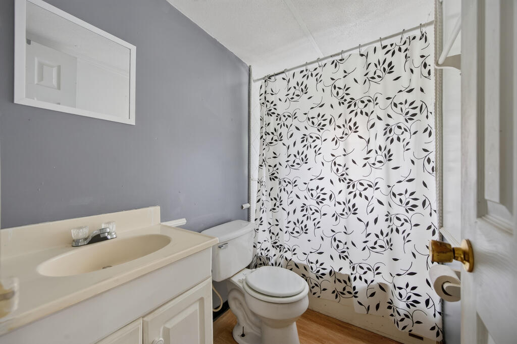 115 Cross Ridge Lane Galax, VA 24333 - Photo 29 of 50 Gallery Image 29