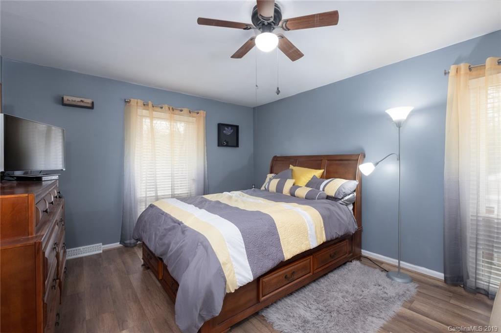 5900 Sullins Road Charlotte, NC 28214 - Photo 22 of 27 Gallery Image 22