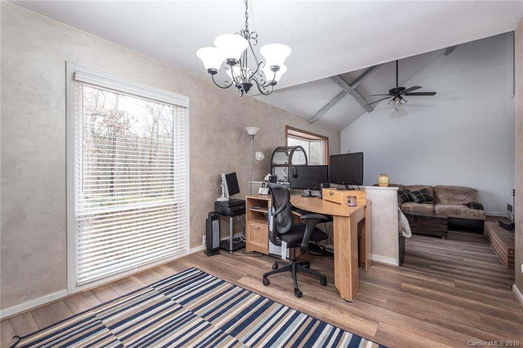 5900 Sullins Road Charlotte, NC 28214 - Photo 4 of 27 Gallery Image 4