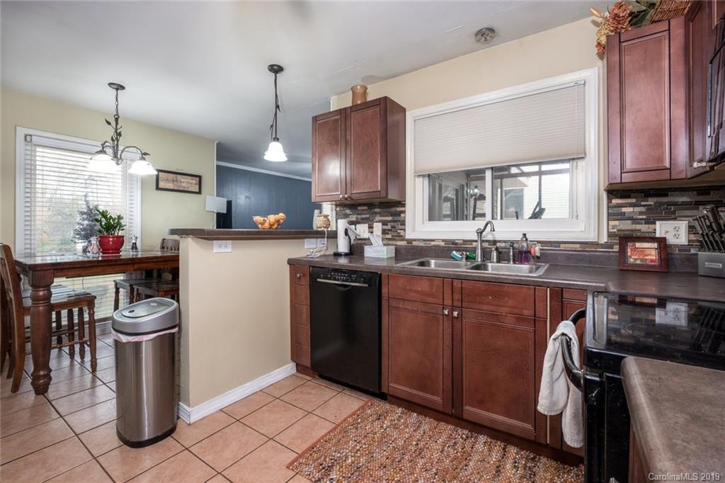 5900 Sullins Road Charlotte, NC 28214 - Photo 9 of 27 Gallery Image 9