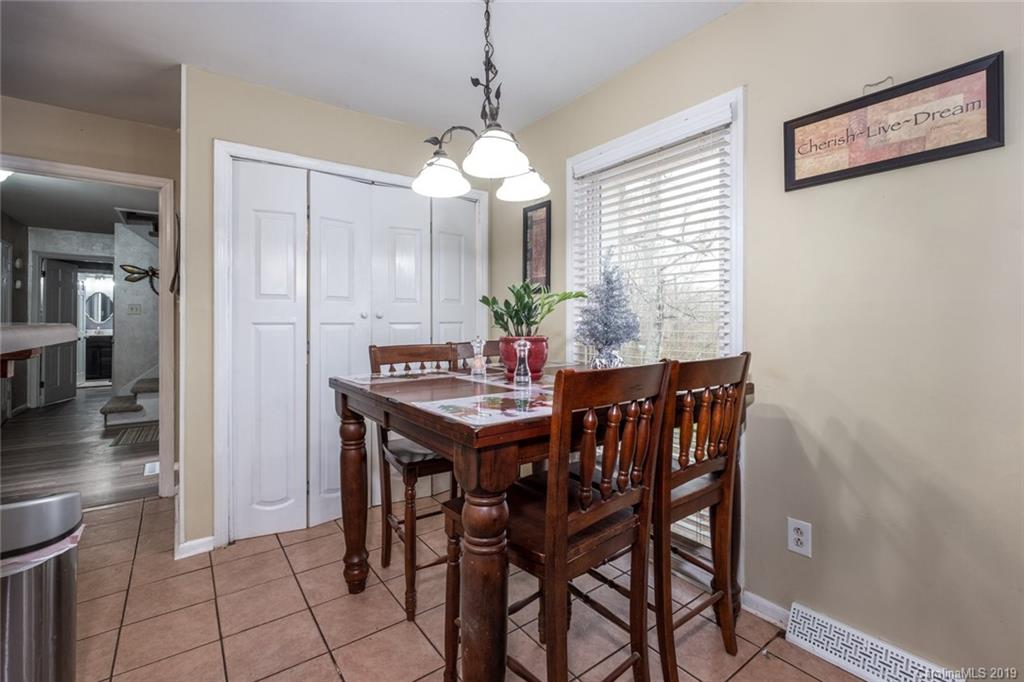 5900 Sullins Road Charlotte, NC 28214 - Photo 10 of 27 Gallery Image 10