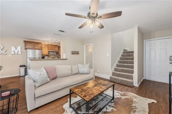 $2,000 | 1209 Oney Hervey Drive, College Station, TX 77840