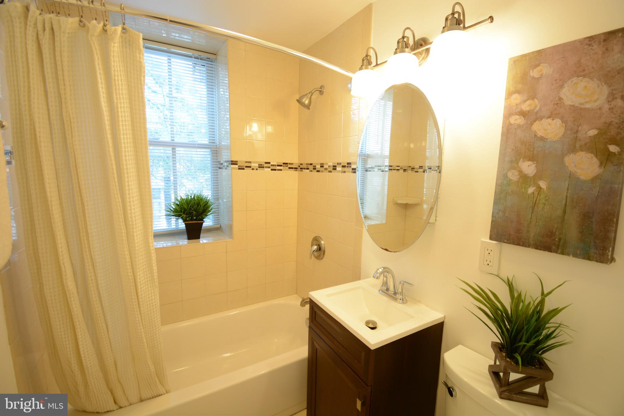 1451 Park Road Northwest, Unit 202 Washington, DC 20010 - Photo 8 of 25 Gallery Image 8