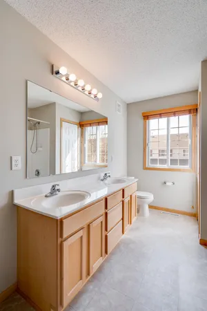 $2,000 | 17674 96th Avenue North, Maple Grove, MN 55311