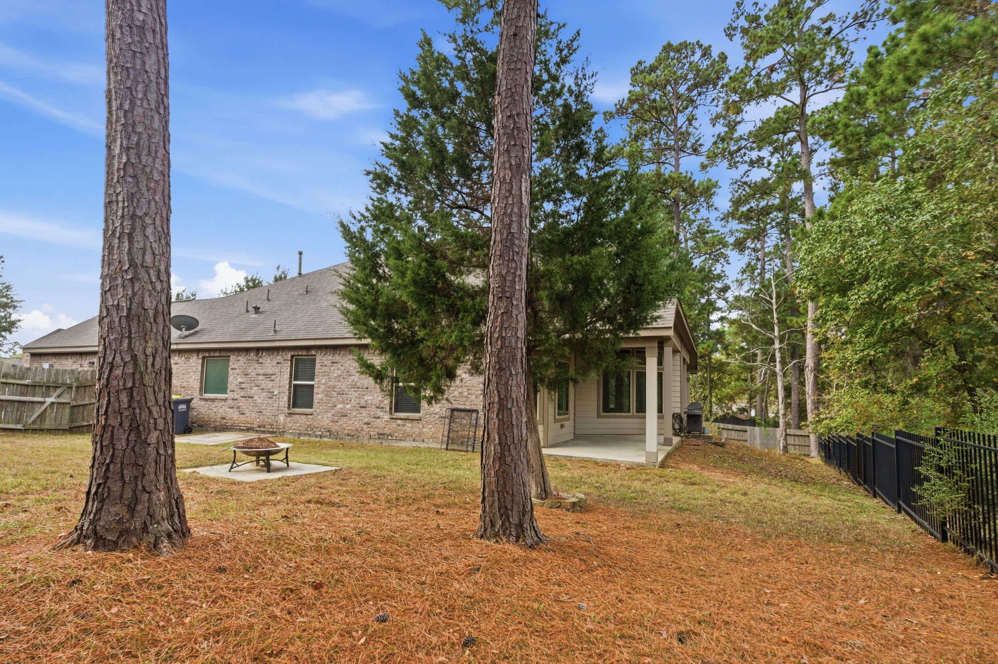 1810 Nantz Lane Conroe, TX 77304 - Photo 22 of 23