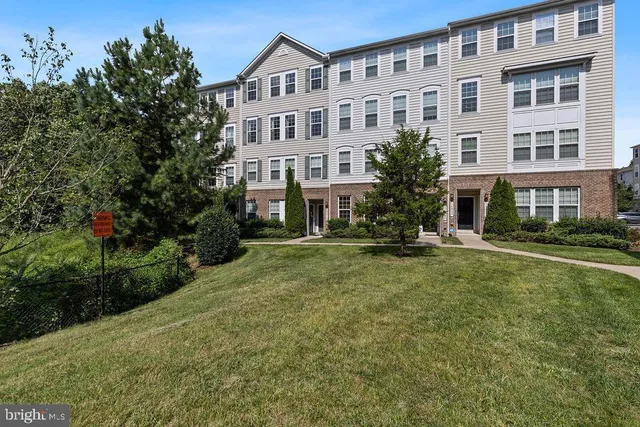 $3,000 | 14816 Mason Creek Circle, Woodbridge, VA 22191