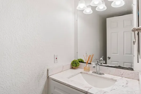 $875,000 | 846 Friendly Circle, El Cajon, CA 92021
