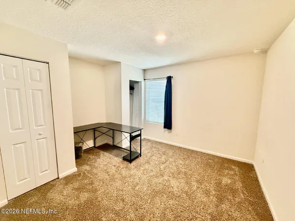 $1,750 | 887 Capitol Parkway, Jacksonville, FL 32218