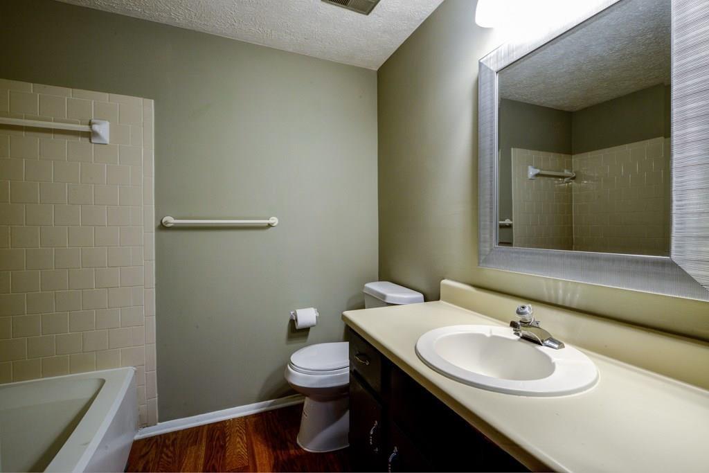 2887 Royal Path Court Decatur, GA 30030 - Photo 15 of 31
