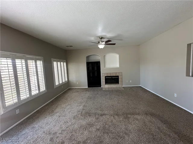 $2,555 | 11233 Playa Caribe Avenue, Las Vegas, NV 89138