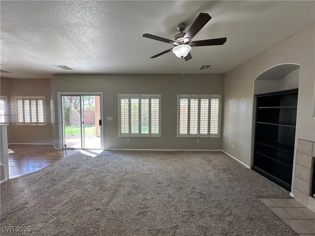 $2,555 | 11233 Playa Caribe Avenue, Las Vegas, NV 89138