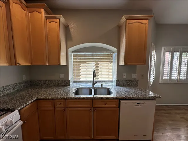 $2,555 | 11233 Playa Caribe Avenue, Las Vegas, NV 89138