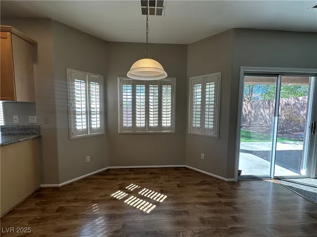 $2,555 | 11233 Playa Caribe Avenue, Las Vegas, NV 89138