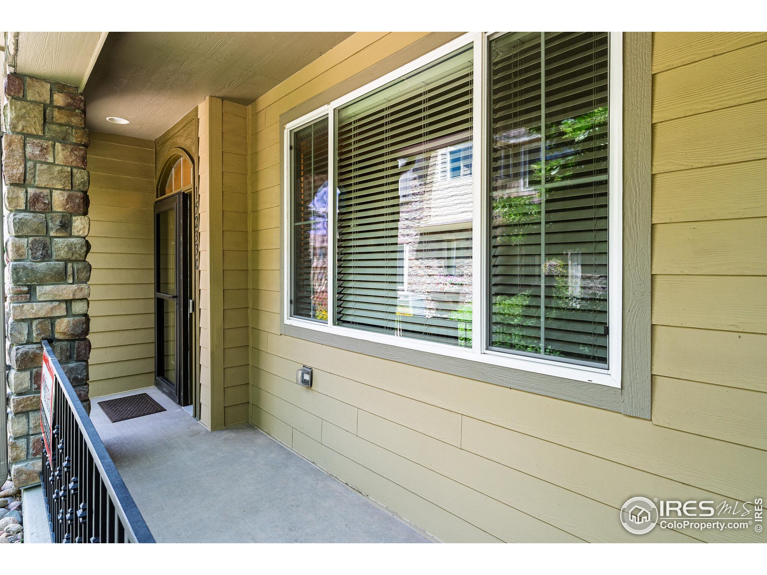 15233 West 65th Avenue, Unit C Arvada, CO 80007 - Photo 3 of 32