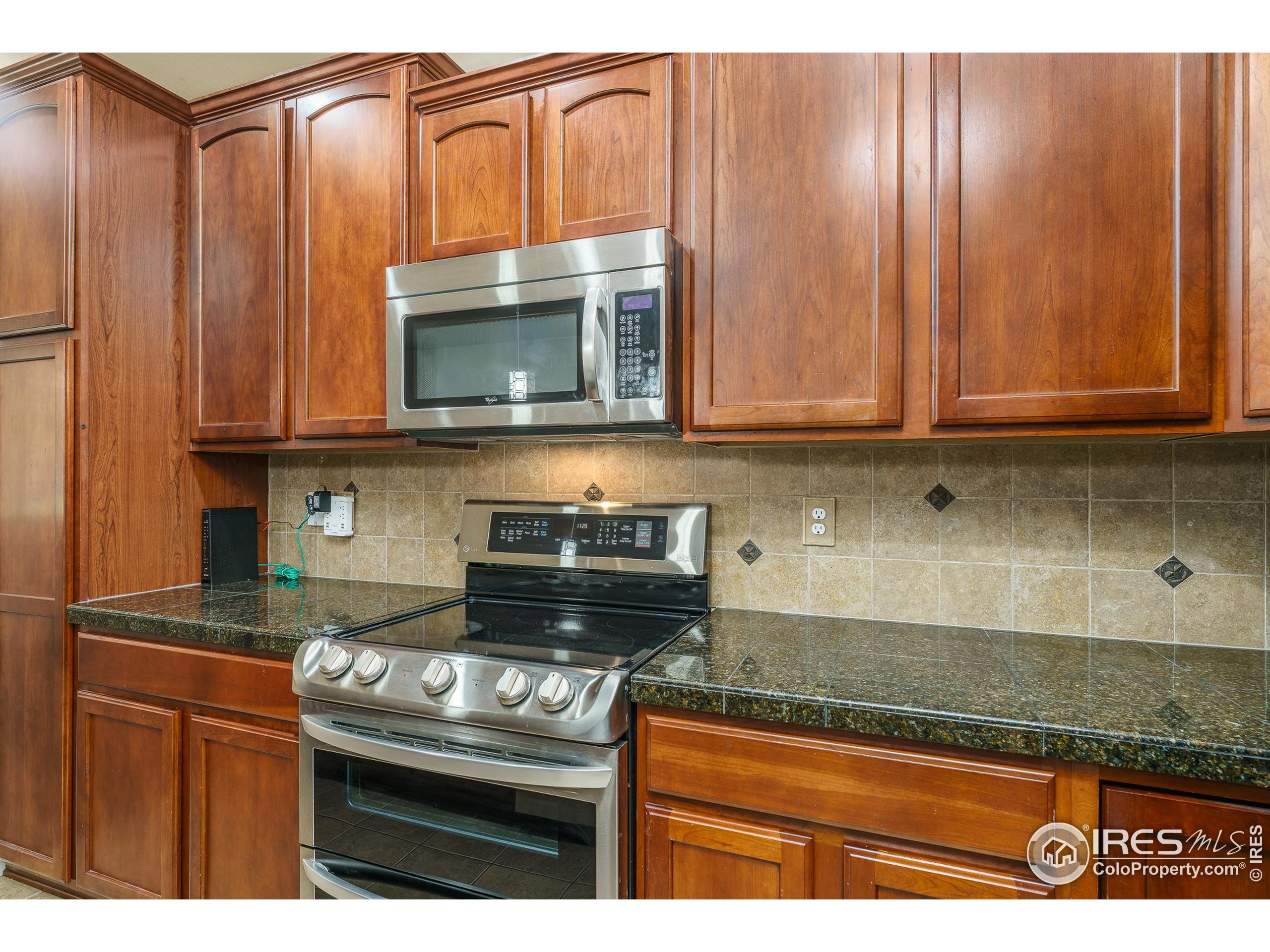 15233 West 65th Avenue, Unit C Arvada, CO 80007 - Photo 9 of 32