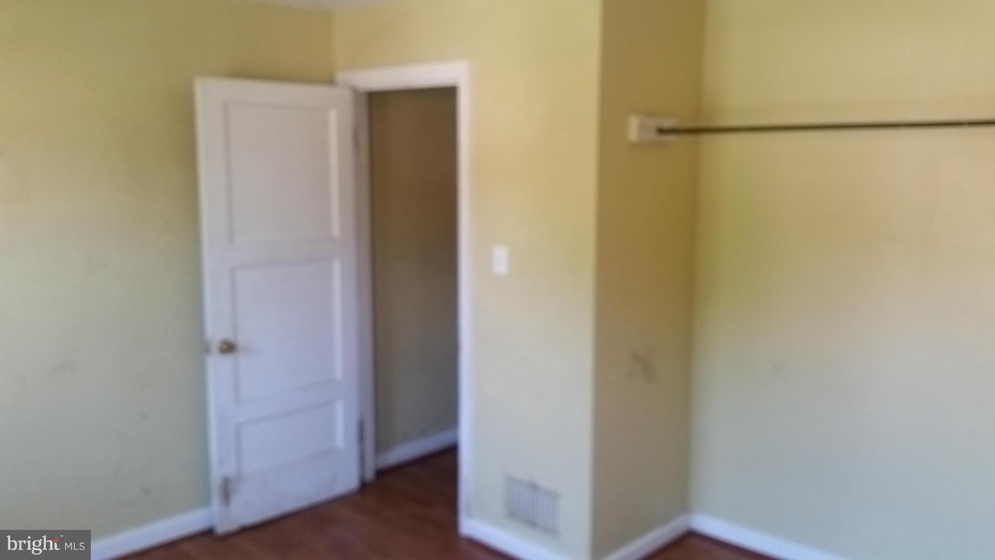 425 Roundview Road Baltimore, MD 21225 - Photo 4 of 11 Bedroom