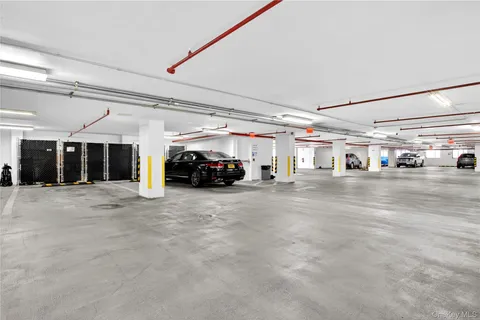 $2,300,000 | 433 Main Street, Unit 212, Port Washington, NY 11050