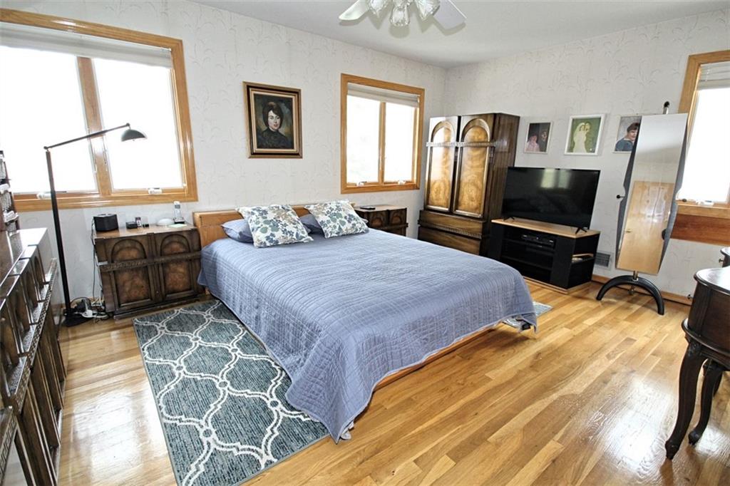 223 Whitman Drive Brooklyn, NY 11234 - Photo 12 of 17